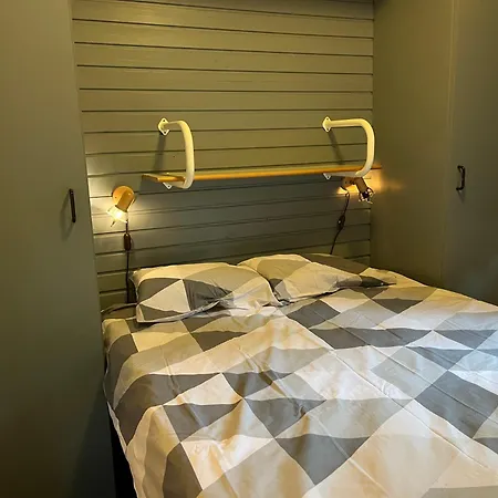 Vakantiehuis Waldruhe Bungalow 115 Nur Fuer Touristen Parkplatz Direkt Vor Der Tuer Schluesseltresor Lidl