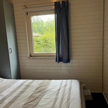 Bungalow On Holidaypark Keybox Starlink Wifi Smarttv Airco Heater Woods Pittoresque Town Lidl Restaurant P Max 2 Cars *